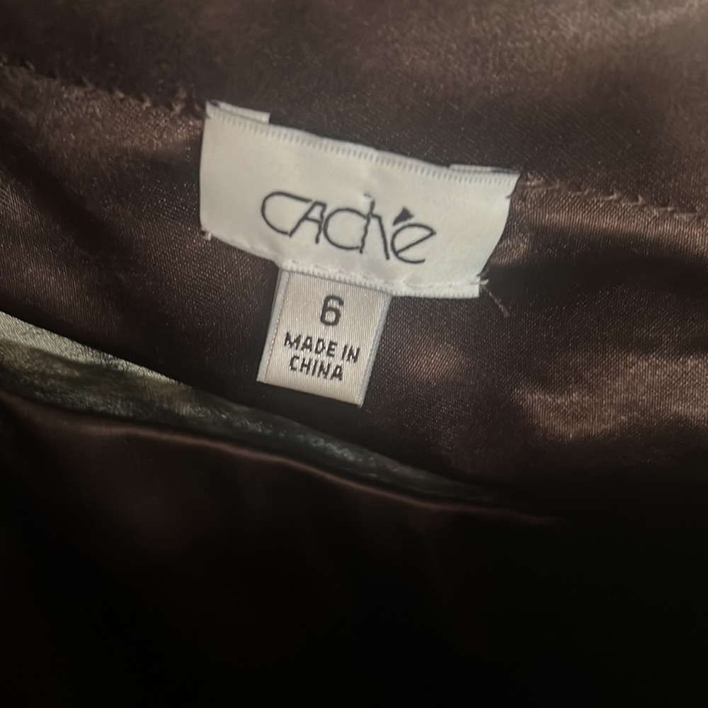 Cache - Picture 5 of 5